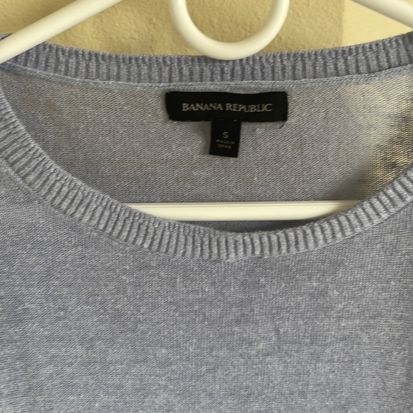 Banana Republic sweater - Picture 2 of 2
